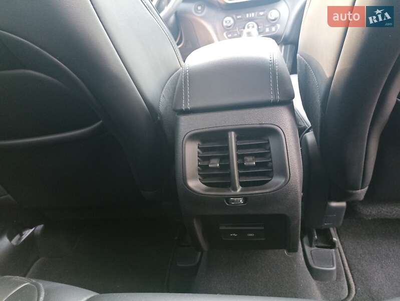 Позашляховик / Кросовер Jeep Cherokee 2019 в Хмільнику