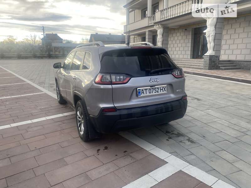 Внедорожник / Кроссовер Jeep Cherokee 2018 в Ивано-Франковске