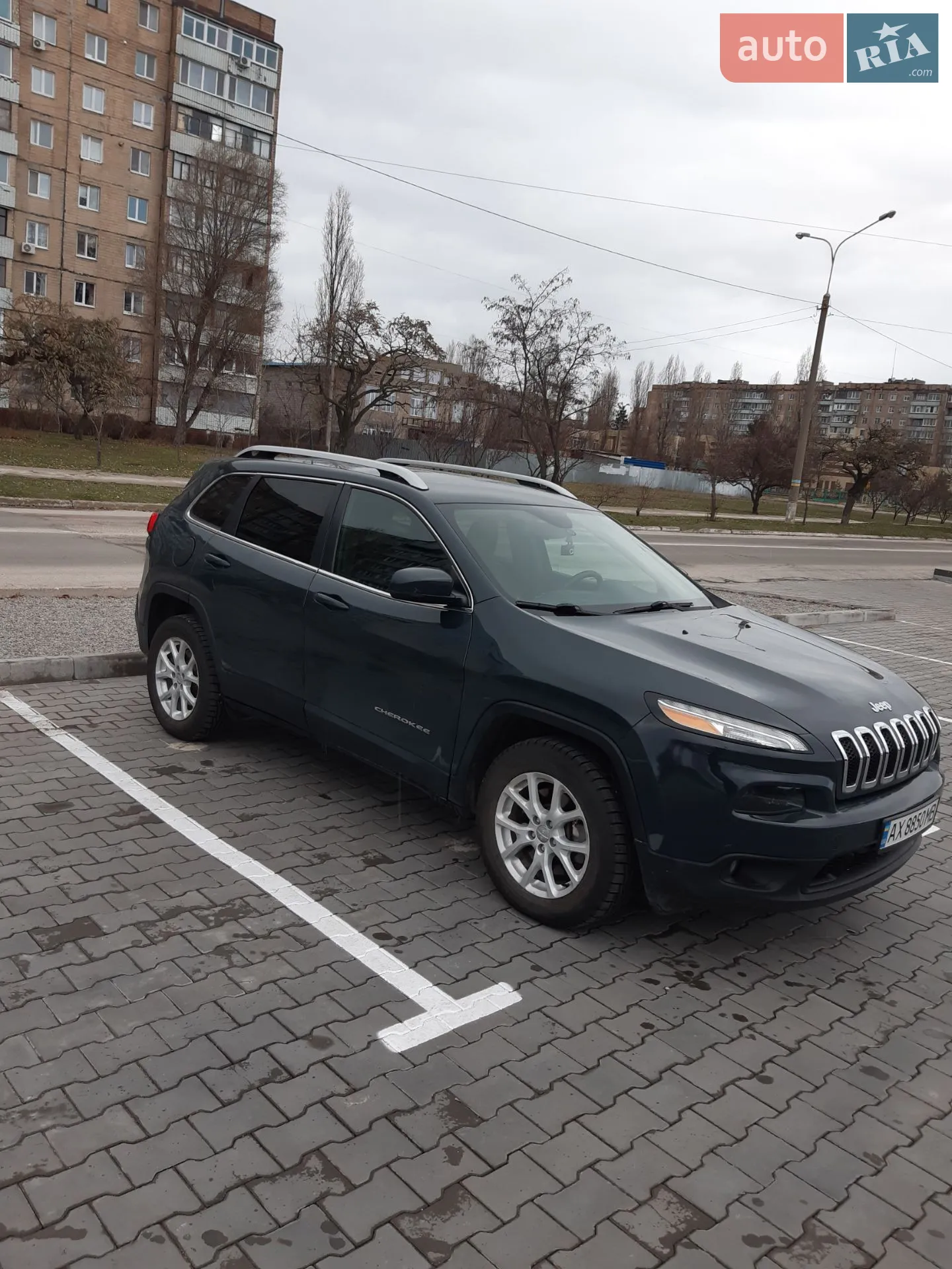 2017 Jeep Cherokee - мініатюра 8