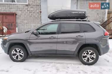 Внедорожник / Кроссовер Jeep Cherokee 2016 в Калуше