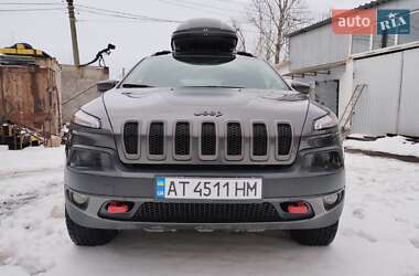 Внедорожник / Кроссовер Jeep Cherokee 2016 в Калуше