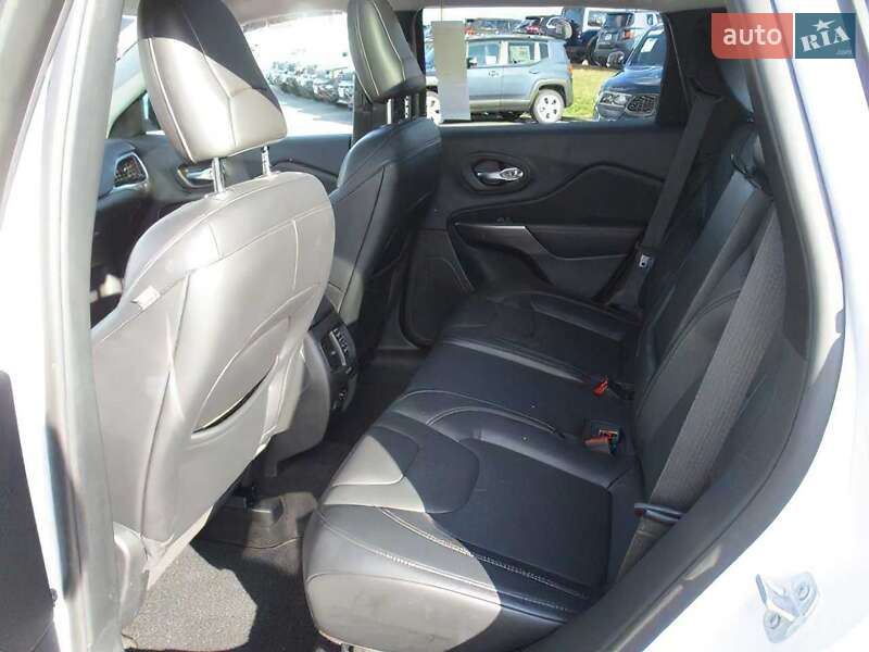 Внедорожник / Кроссовер Jeep Cherokee 2018 в Запорожье фото 14 Внедорожник / Кроссовер Jeep Cherokee 2018 в Запорожье