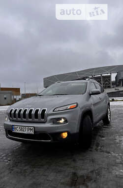 Позашляховик / Кросовер Jeep Cherokee 2014 в Львові