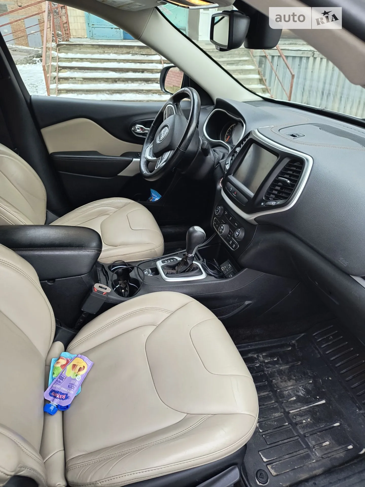 2017 Jeep Cherokee - мініатюра 6