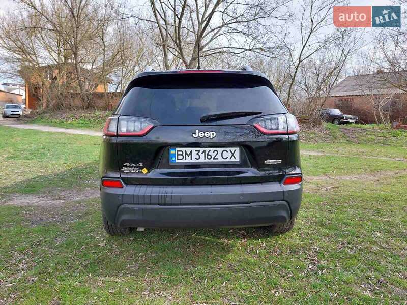 Внедорожник / Кроссовер Jeep Cherokee 2019 в Киеве