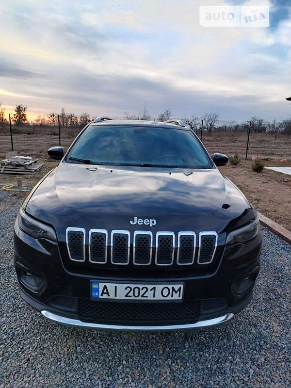 Внедорожник / Кроссовер Jeep Cherokee 2018 в Киеве