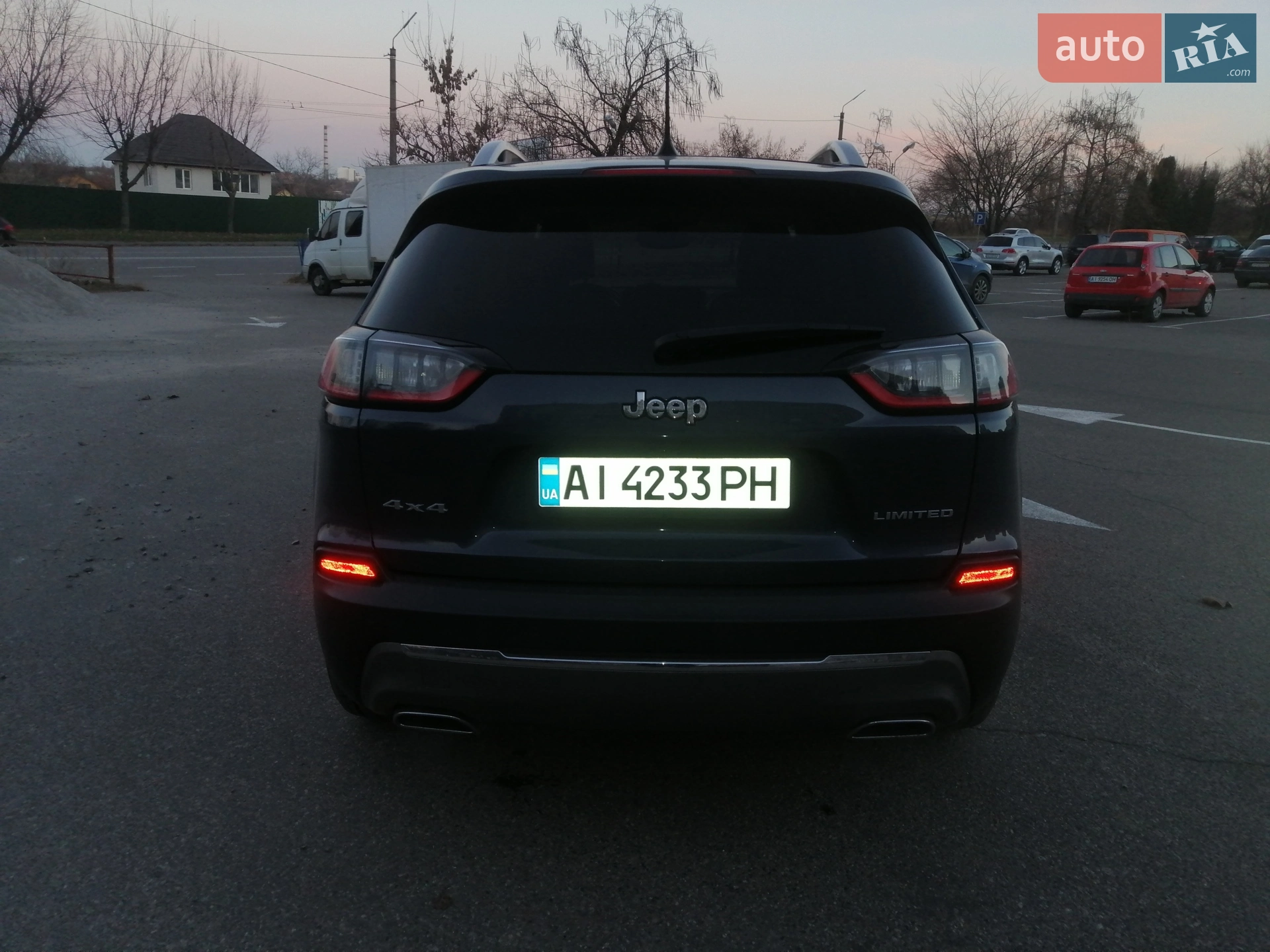 2019 Jeep Cherokee - мініатюра 3