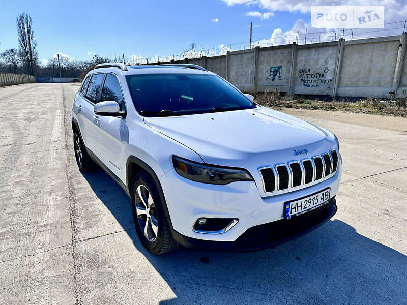 Внедорожник / Кроссовер Jeep Cherokee 2018 в Одессе
