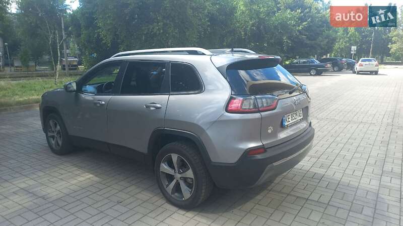 Позашляховик / Кросовер Jeep Cherokee 2018 в Запоріжжі