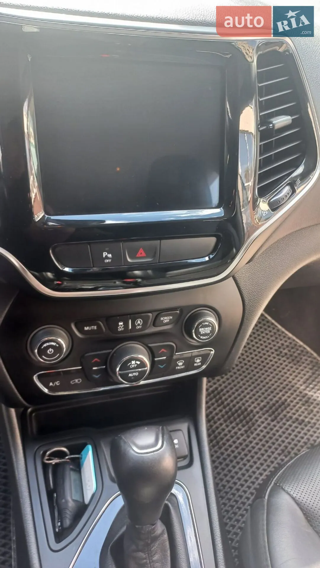 2018 Jeep Cherokee - мініатюра 19