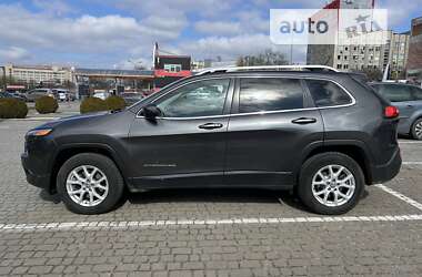 Внедорожник / Кроссовер Jeep Cherokee 2015 в Львове