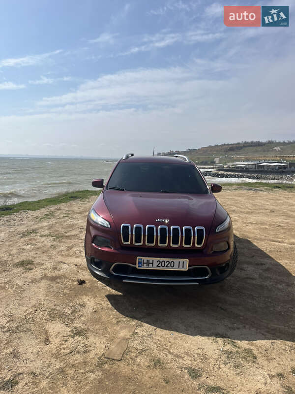 Внедорожник / Кроссовер Jeep Cherokee 2015 в Одессе