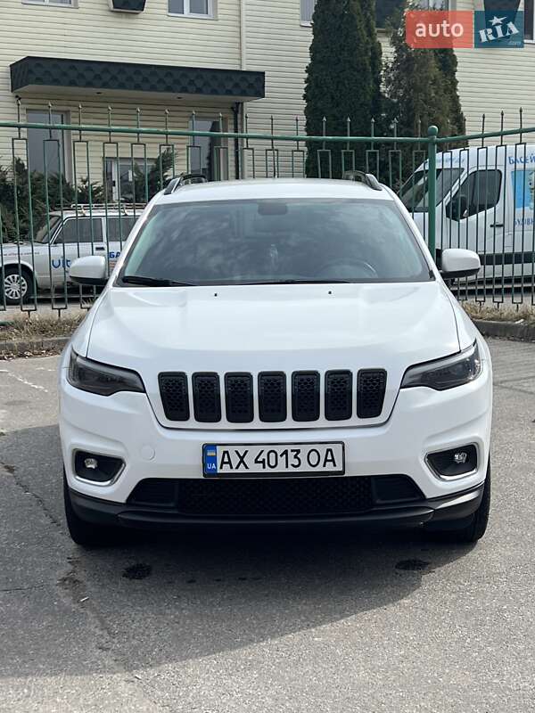 Внедорожник / Кроссовер Jeep Cherokee 2019 в Харькове