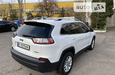 Позашляховик / Кросовер Jeep Cherokee 2018 в Миргороді