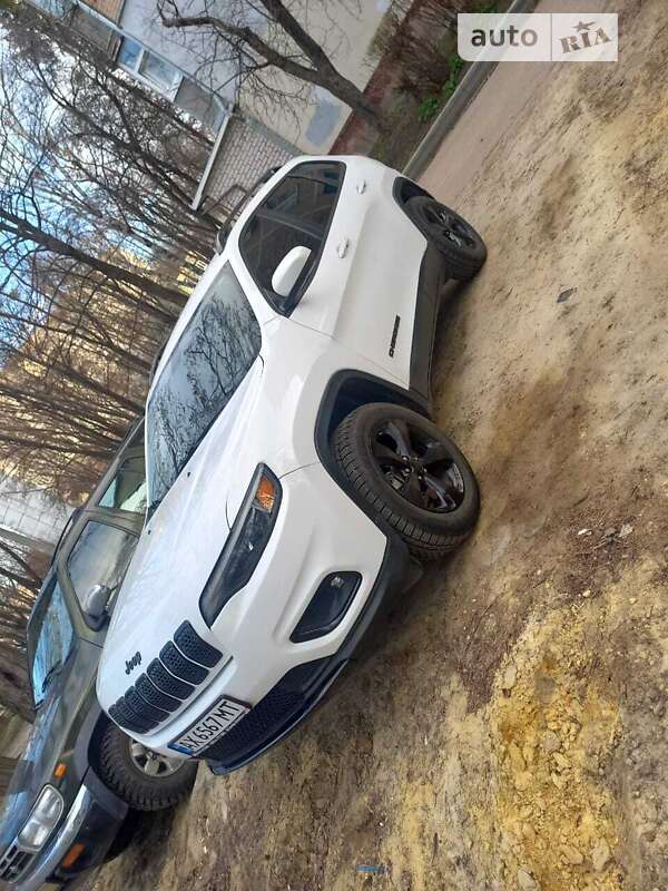 Jeep Cherokee 2019