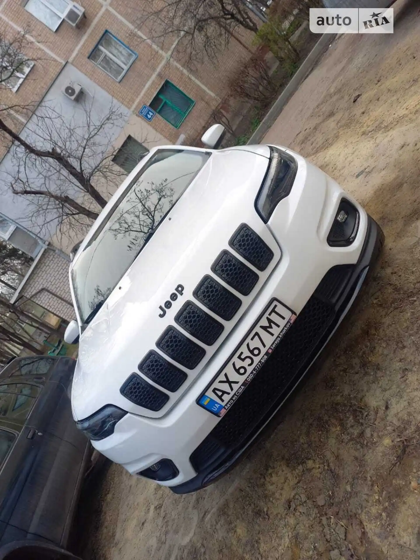 2019 Jeep Cherokee - мініатюра 2