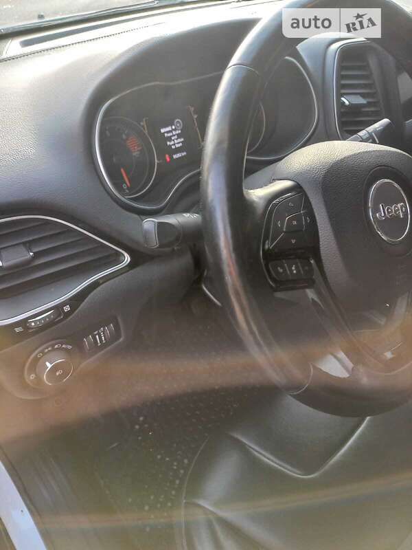 Позашляховик / Кросовер Jeep Cherokee 2019 в Харкові фото 8 Позашляховик / Кросовер Jeep Cherokee 2019 в Харкові