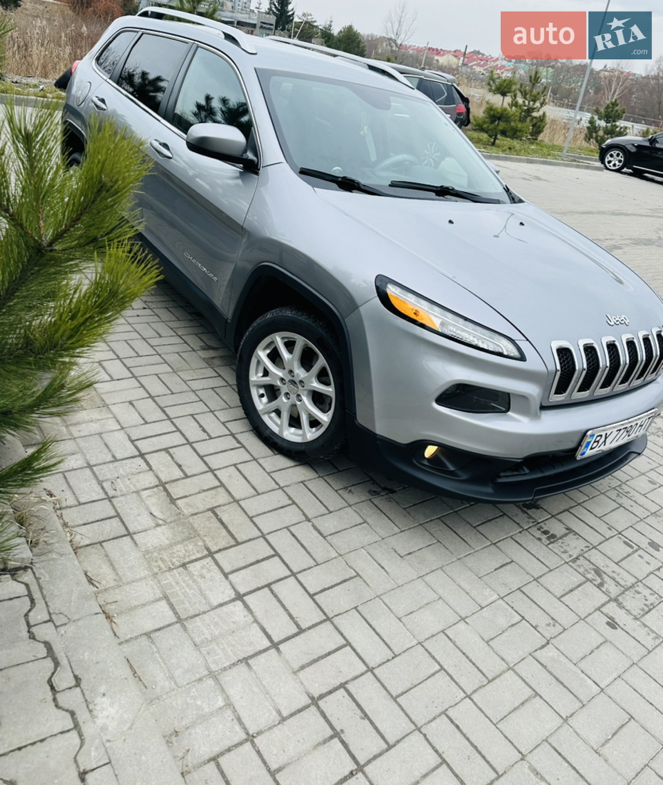 2015 Jeep Cherokee - мініатюра 14