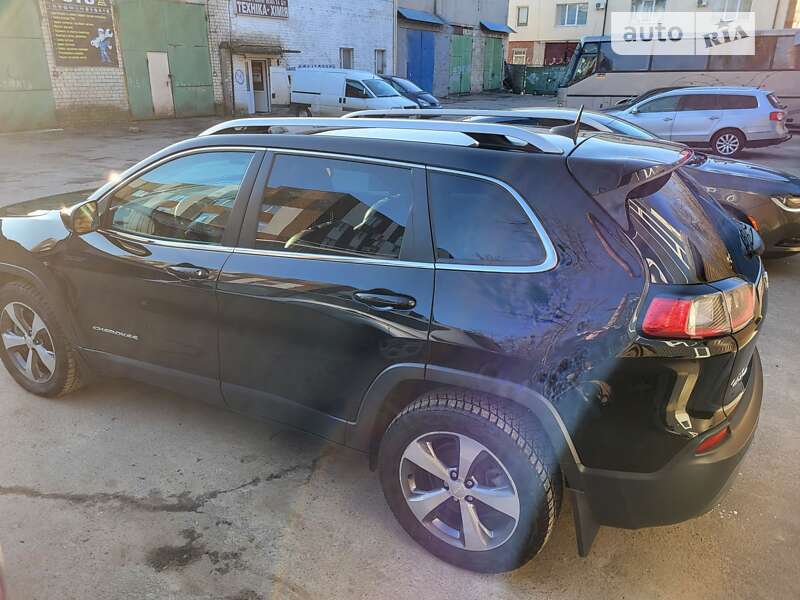 Внедорожник / Кроссовер Jeep Cherokee 2018 в Ровно