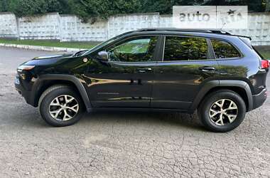 Внедорожник / Кроссовер Jeep Cherokee 2013 в Львове