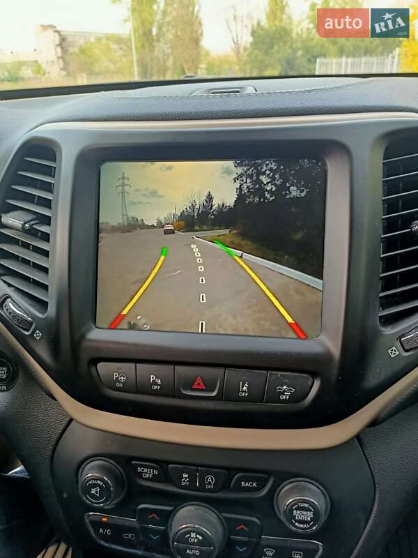 Внедорожник / Кроссовер Jeep Cherokee 2017 в Киеве