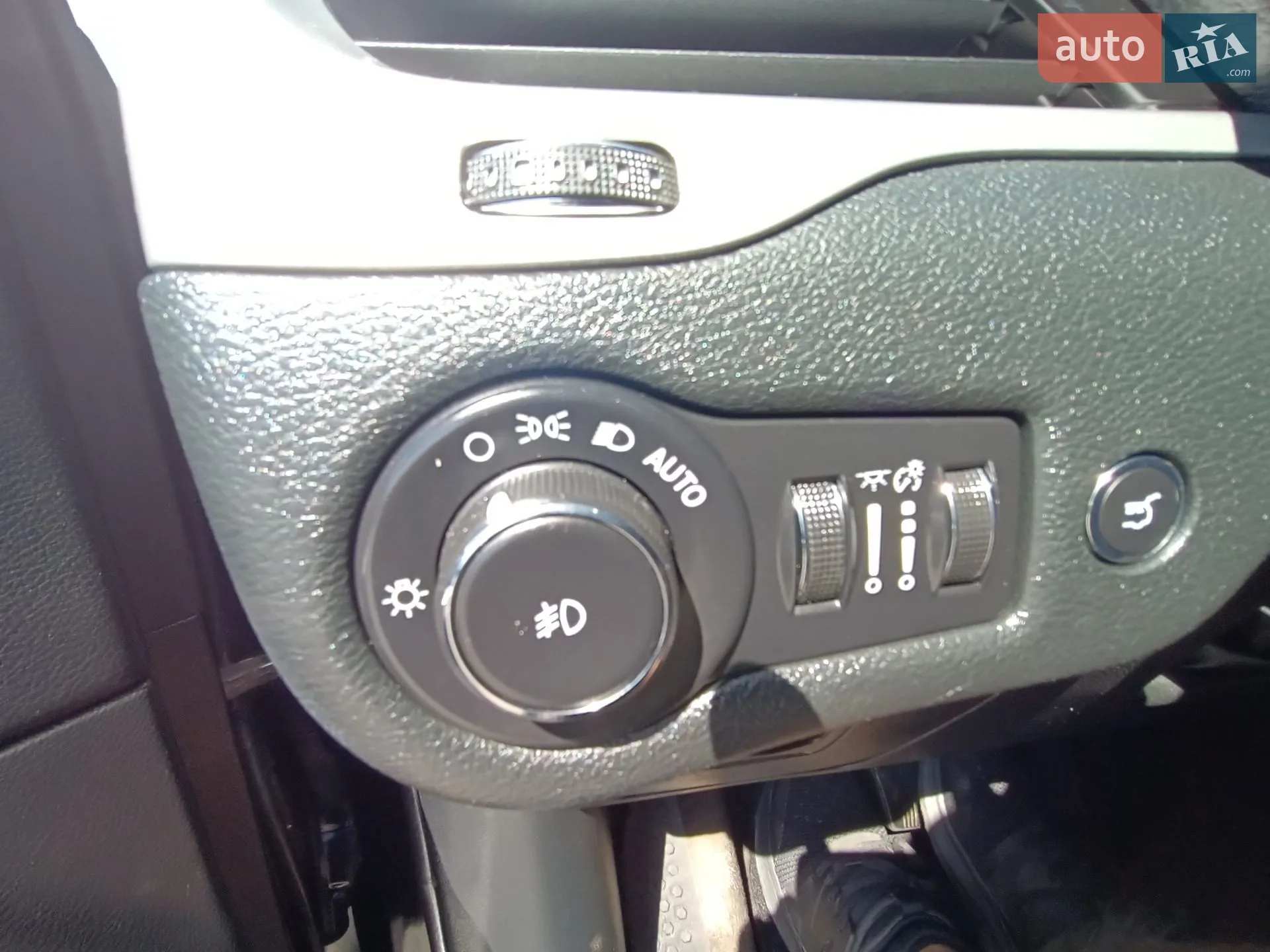 2017 Jeep Cherokee - мініатюра 8