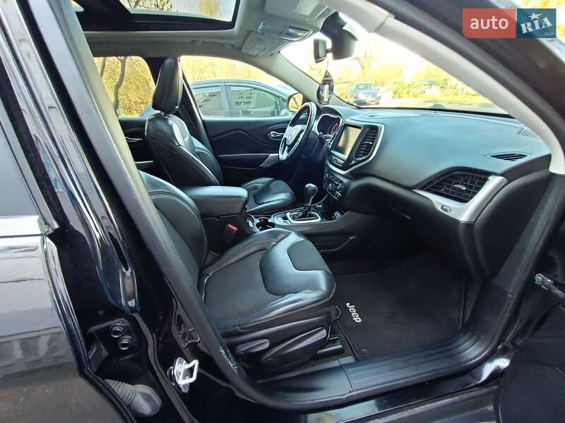 Внедорожник / Кроссовер Jeep Cherokee 2017 в Василькове фото 11 Внедорожник / Кроссовер Jeep Cherokee 2017 в Василькове