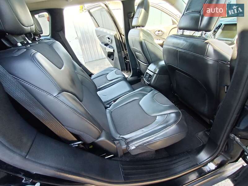 Внедорожник / Кроссовер Jeep Cherokee 2017 в Василькове фото 33 Внедорожник / Кроссовер Jeep Cherokee 2017 в Василькове