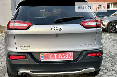 Внедорожник / Кроссовер Jeep Cherokee 2016 в Луцке