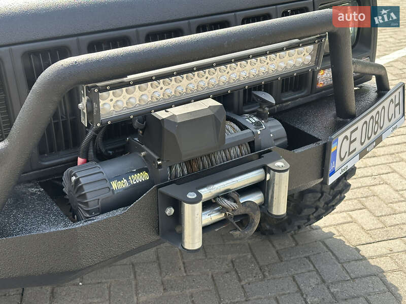 Позашляховик / Кросовер Jeep Cherokee 1997 в Чернівцях