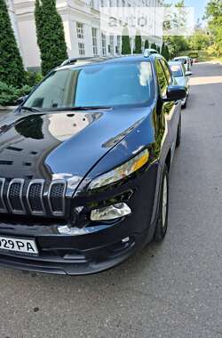 Внедорожник / Кроссовер Jeep Cherokee 2016 в Харькове