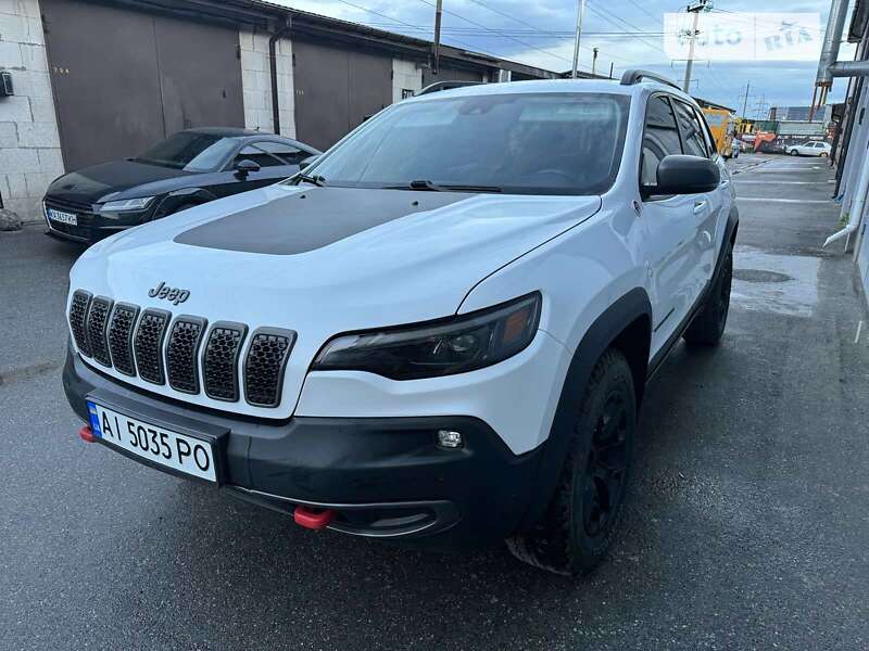 Внедорожник / Кроссовер Jeep Cherokee 2018 в Киеве