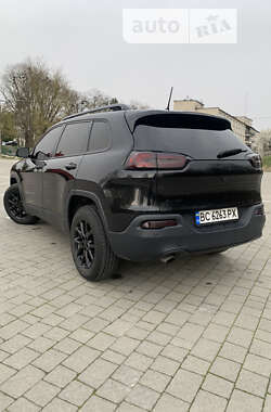 Внедорожник / Кроссовер Jeep Cherokee 2015 в Пустомытах