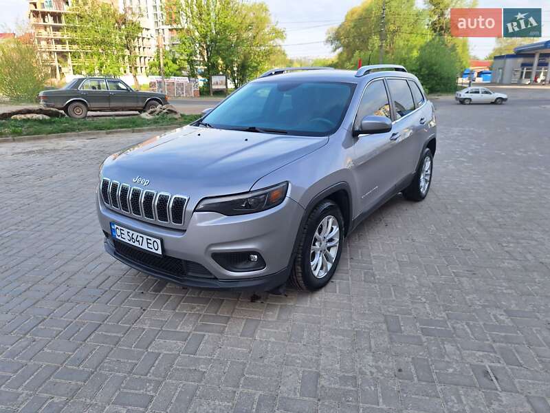 Внедорожник / Кроссовер Jeep Cherokee 2018 в Черновцах