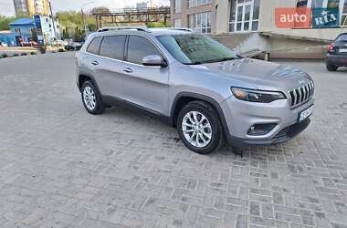 Внедорожник / Кроссовер Jeep Cherokee 2018 в Черновцах