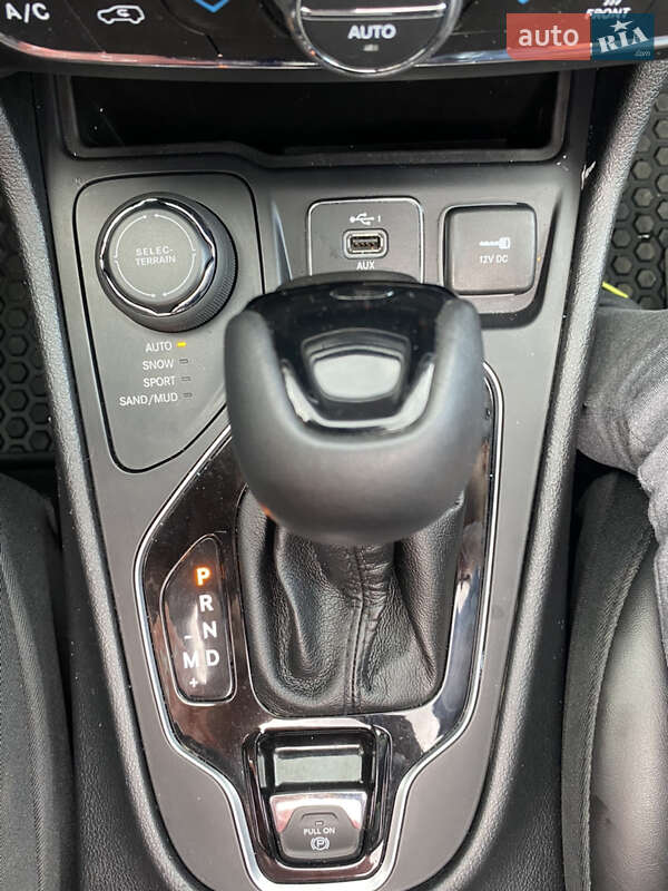 Позашляховик / Кросовер Jeep Cherokee 2019 в Софіївській Борщагівці