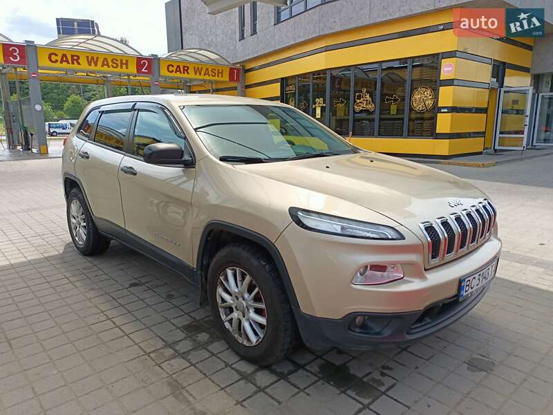 Позашляховик / Кросовер Jeep Cherokee 2015 в Львові