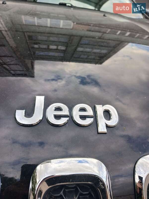 Позашляховик / Кросовер Jeep Cherokee 2015 в Кропивницькому