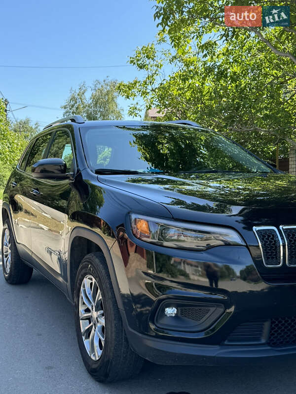 Внедорожник / Кроссовер Jeep Cherokee 2018 в Одессе