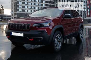 Внедорожник / Кроссовер Jeep Cherokee 2019 в Киеве