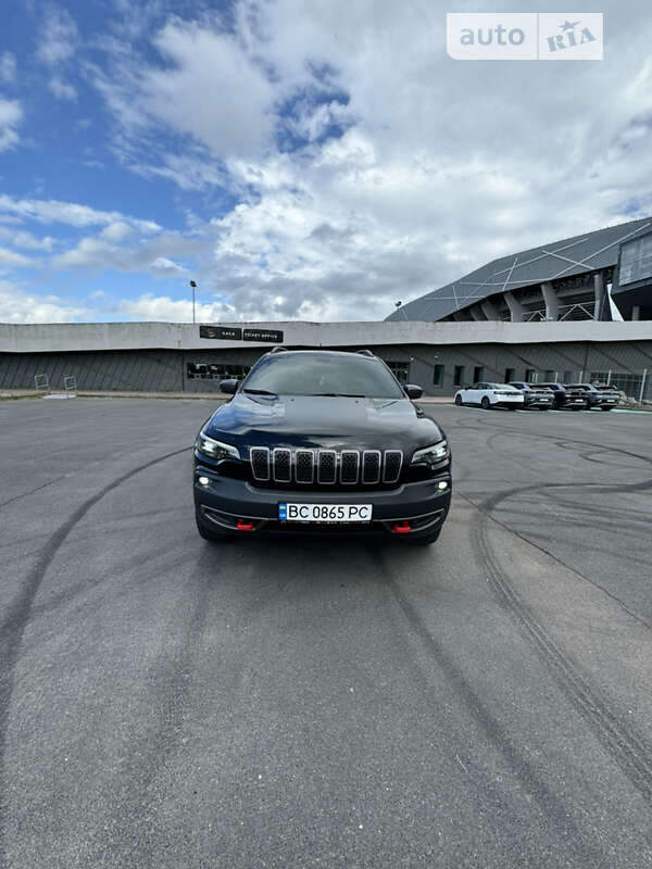 Внедорожник / Кроссовер Jeep Cherokee 2018 в Львове