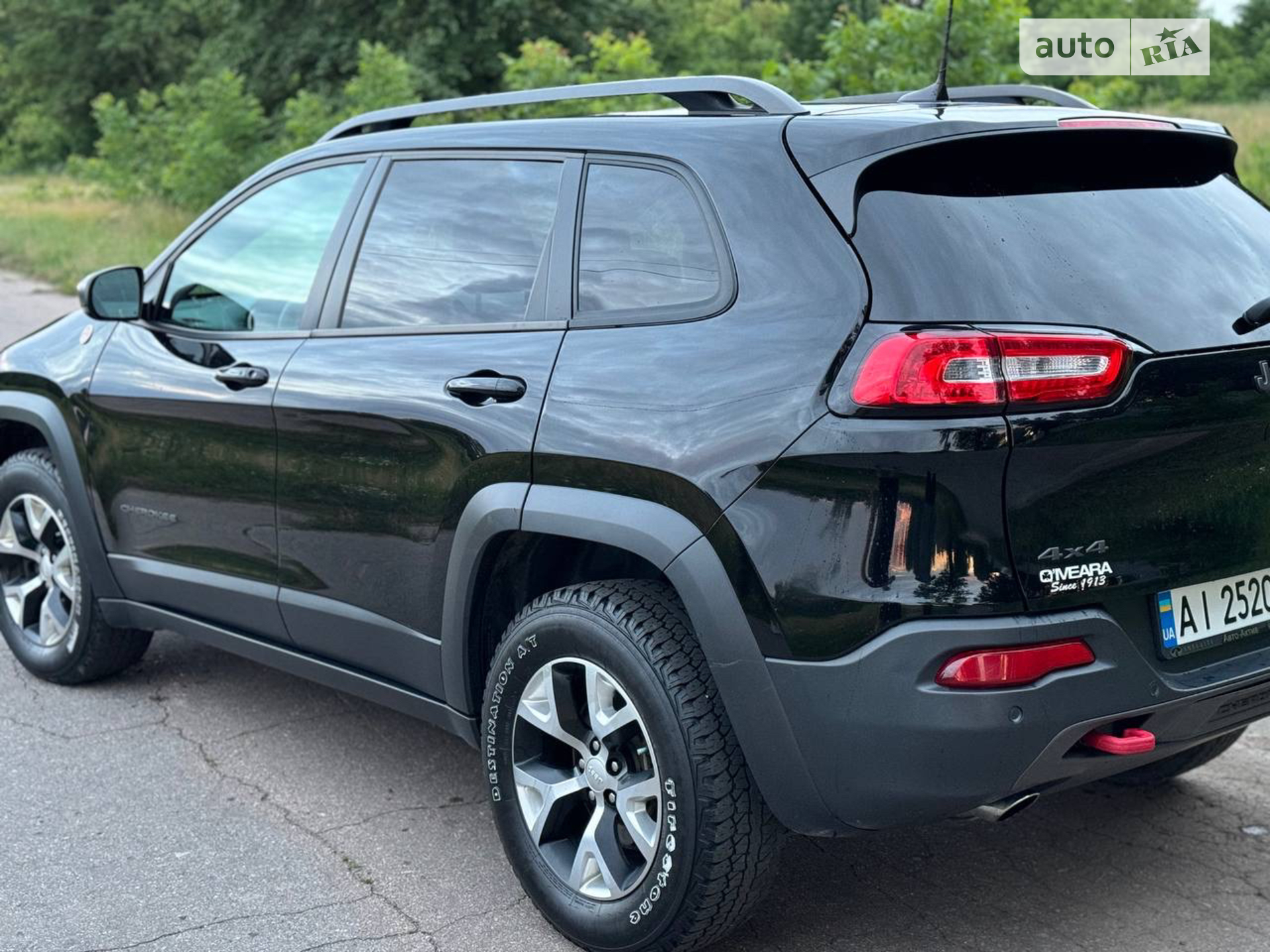 2017 Jeep Cherokee - мініатюра 10