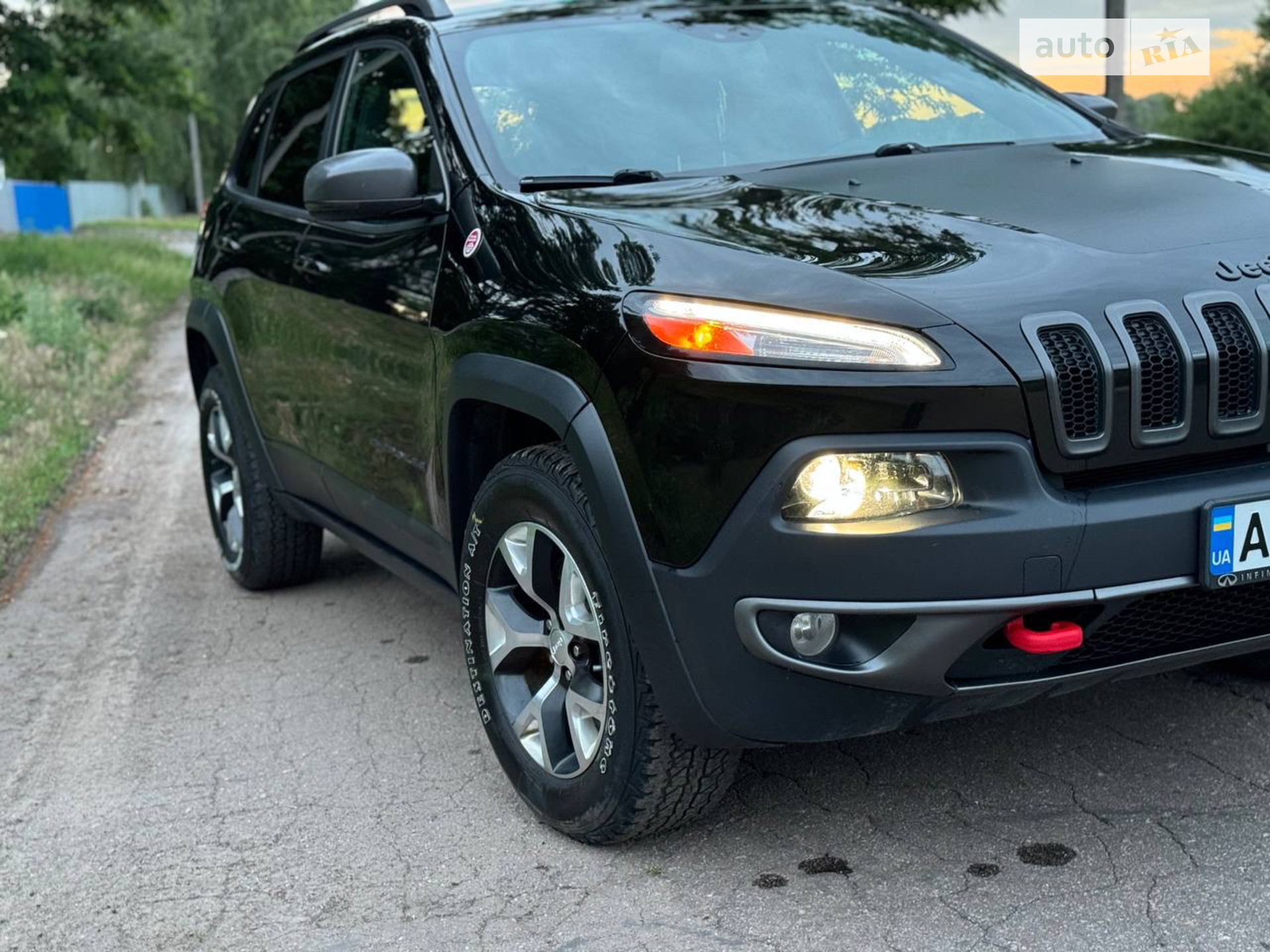 2017 Jeep Cherokee - мініатюра 15