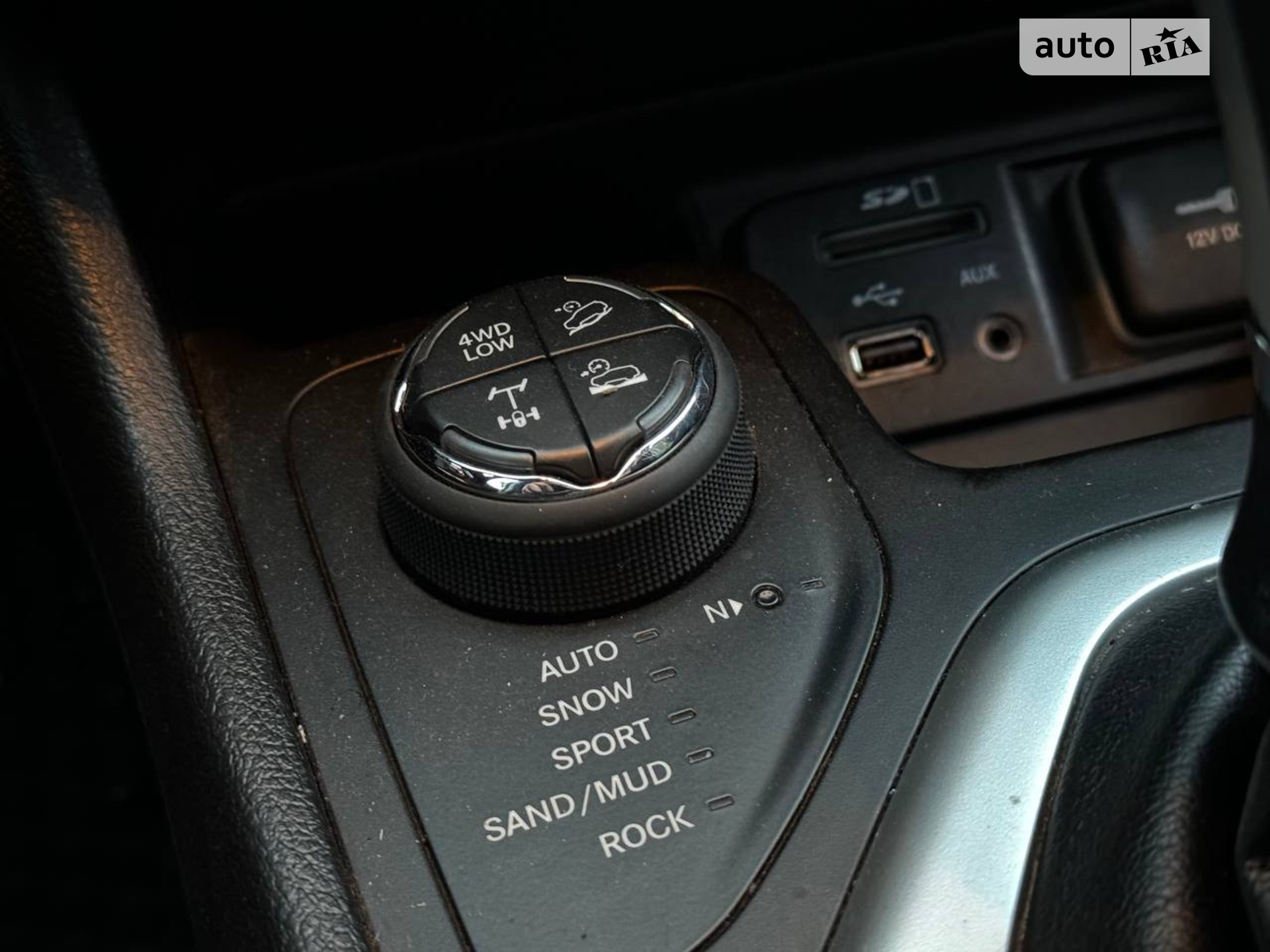 2017 Jeep Cherokee - мініатюра 26