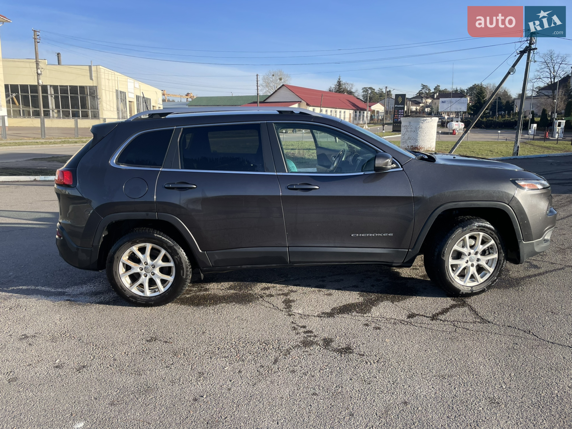 2016 Jeep Cherokee - мініатюра 8