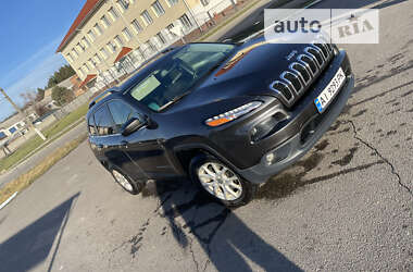 Позашляховик / Кросовер Jeep Cherokee 2016 в Володарці