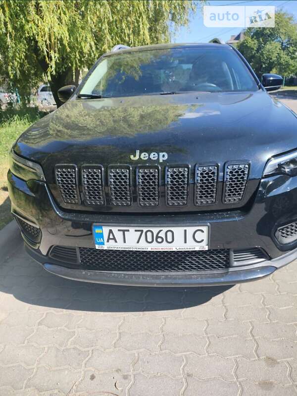 Внедорожник / Кроссовер Jeep Cherokee 2021 в Ивано-Франковске