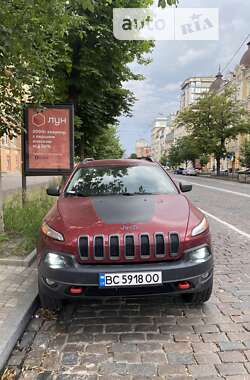 Внедорожник / Кроссовер Jeep Cherokee 2015 в Киеве