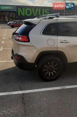 Позашляховик / Кросовер Jeep Cherokee 2015 в Києві