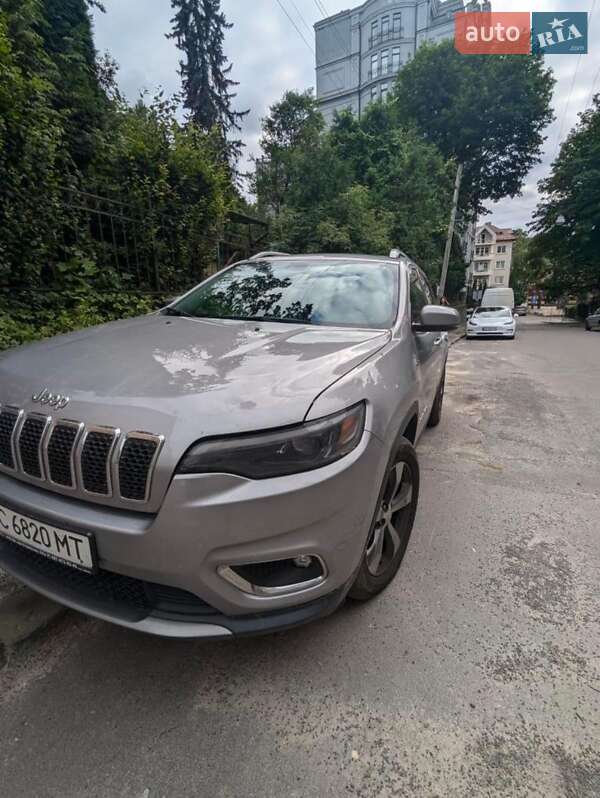 Позашляховик / Кросовер Jeep Cherokee 2018 в Львові